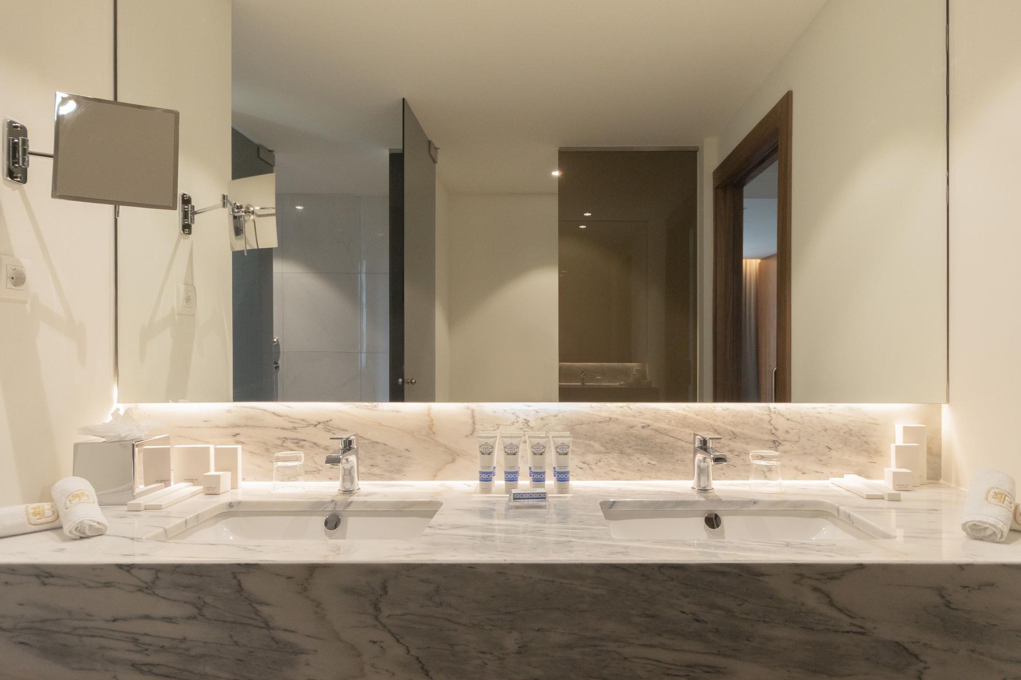 Curio Collection By Hilton Boeira Garden Hotel Porto Portug Vila Nova de Gaia Exterior photo