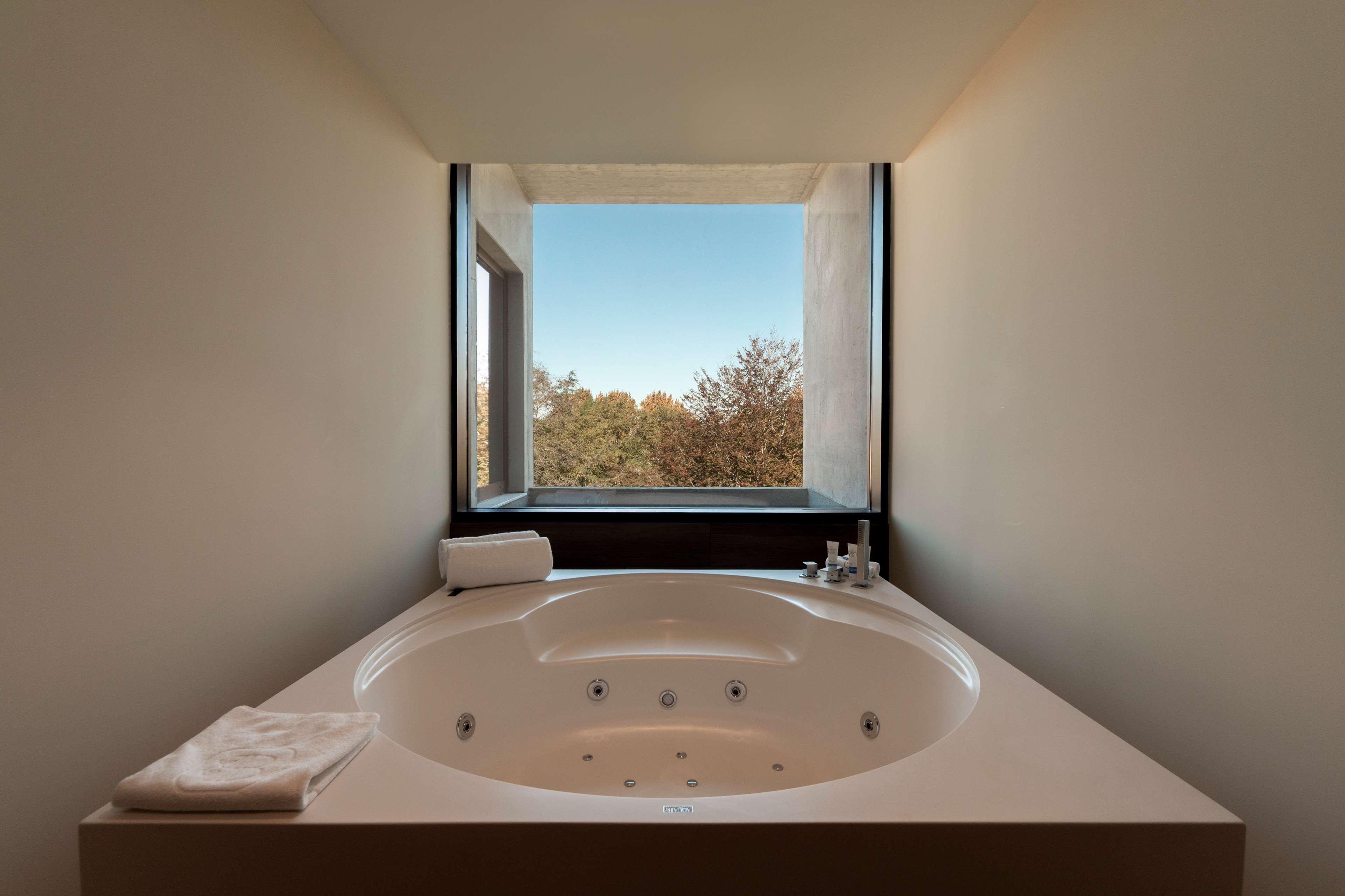 Curio Collection By Hilton Boeira Garden Hotel Porto Portug Vila Nova de Gaia Exterior photo